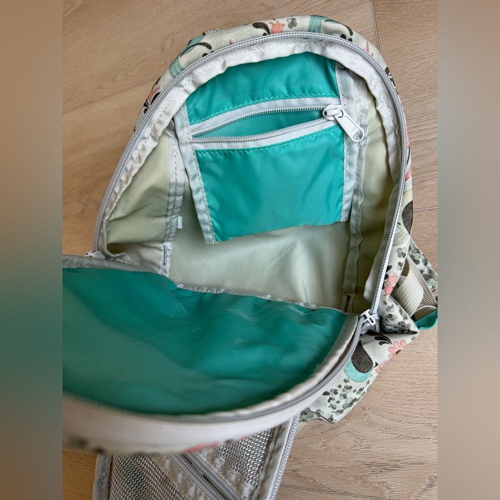 DaKine mini backpack - Picture 3 of 4